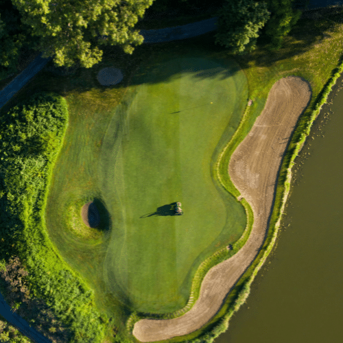 Photo vue du ciel d'un golf